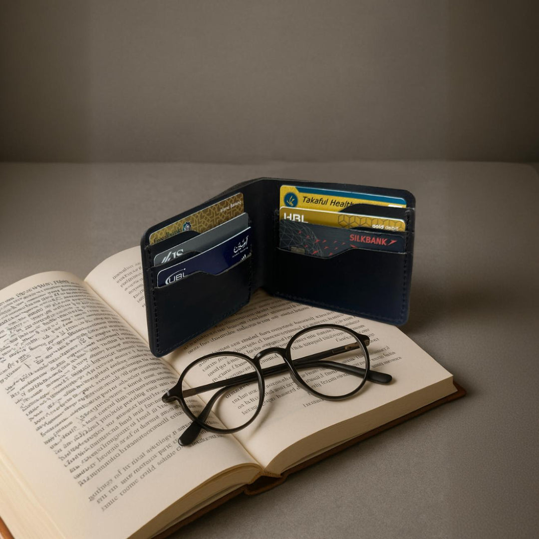 The Settler - Leather Bi-Fold Wallet - Black